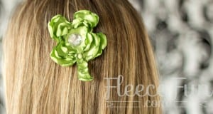 You can make a chic shamrock hair clip that will bring a little luck 'o the Irish your way! Easy DIY.