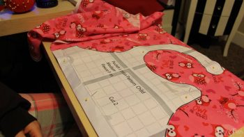 I love this child apron tutorial. It has a free sewing pattern. Great sewing project.
