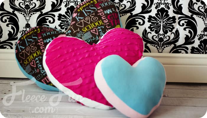 Heart Pillow tutorial and free pattern