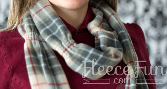 Parade Scarf Or Shirred Scarf – free scarf tutorial