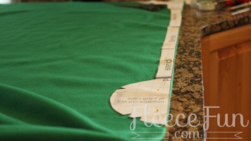 Carefully cut out the pattern piece. This free long cape pattern is the kind of project that makes you feel instantly powerful—no wand required. Flowing, flattering, and ridiculously easy to make, it’s perfect for costumes, cozy layers, or just that dramatic front-door exit we all dream of.