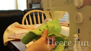 Making a fitted apron bodice with fleecefun’s free tutorial