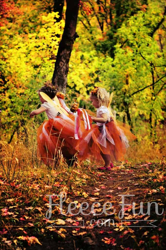 fairy run water This fall fairy costume looks so easy to make, and I love all her pictures of her girls in the fall foliage!