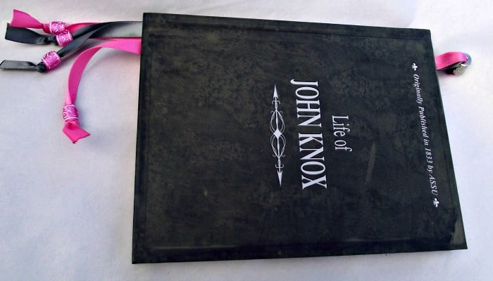 How to make a ribbon book mark