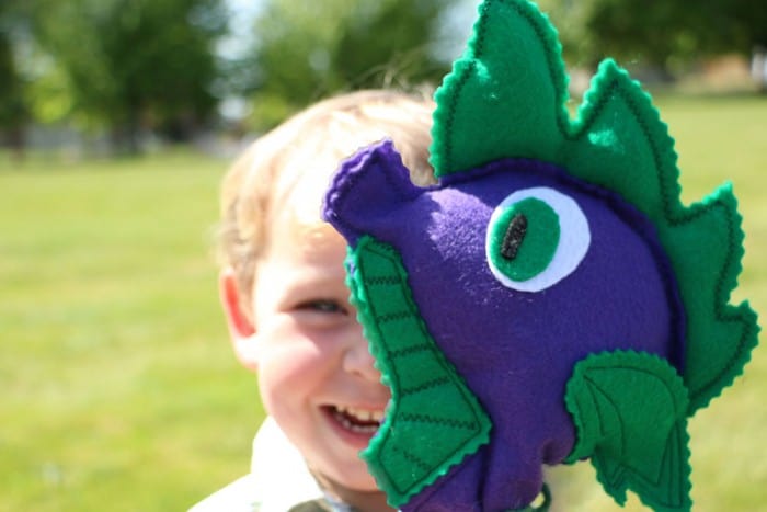 Oh my gosh!! I love the idea of making My Little Pony Inspired Stick Ponies! There's a free pattern and good step by step instructions too! Looks like a great Handmade gift!