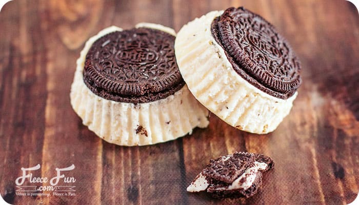 Cookies and Cream Mini Cheesecake
