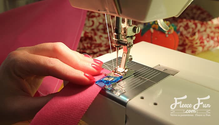 sewing the seams. Learn how to make a book tote bag with these simple and clear step by step instructions. This easy sewing DIY is a great craft for kids to decorate. It's also a beginner friendly pattern.