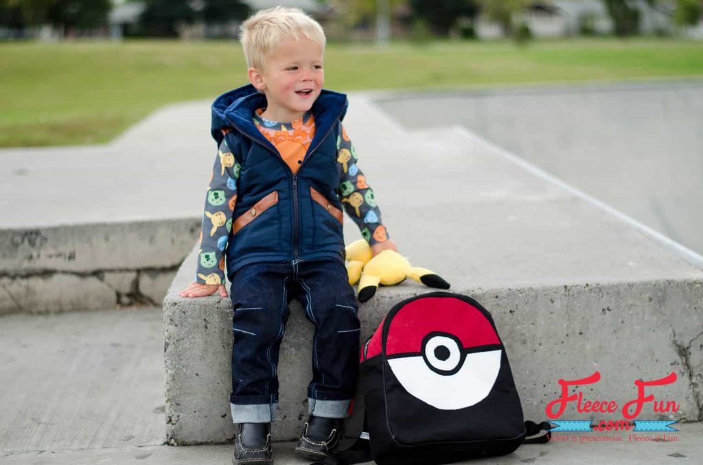 This cute Pokeball backpack tutorial is so cute! This is perfect for my little Pokemon Go lover. Fun sewing DIY idea.