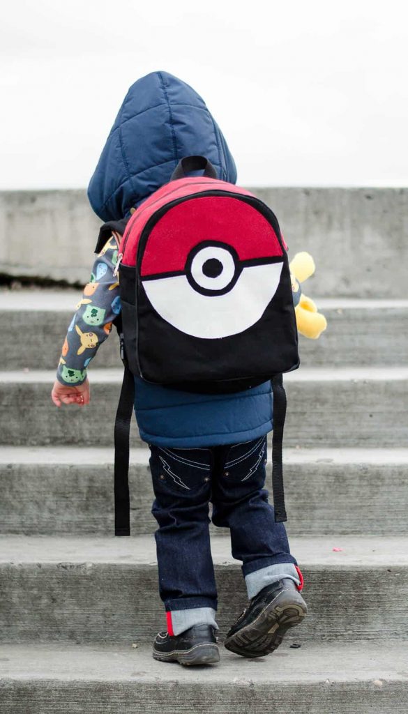 This cute Pokeball backpack tutorial is so cute! This is perfect for my little Pokemon Go lover. Fun sewing DIY idea.