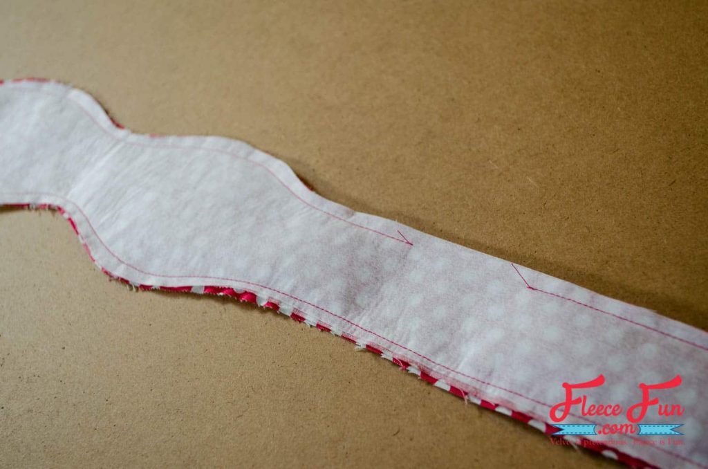 sewing the headband. I love this cute bow tie hairband tutorial. It's a great handmade gift idea. Such a cute sewing DIY idea. Follow these 6 steps to make a bow tie headband that’s adorable, adjustable, and sewn in a snap. The fold-over elastic makes it one-size-fits-most, and if you’re short on time, swap hand stitching for a glue gun. Quick, cute, done!