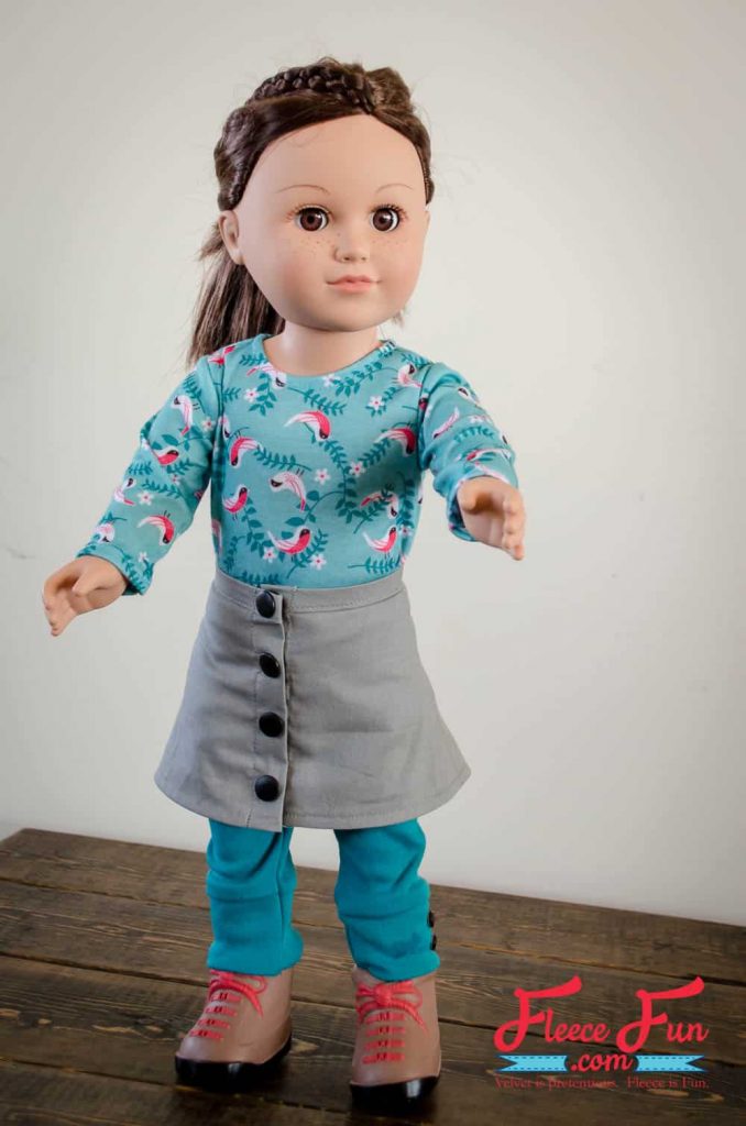 I love this free Button Front Skirt sewing pattern for an 18 inch doll. This is such a cute skirt tutorial for my little one's American Girl Doll!