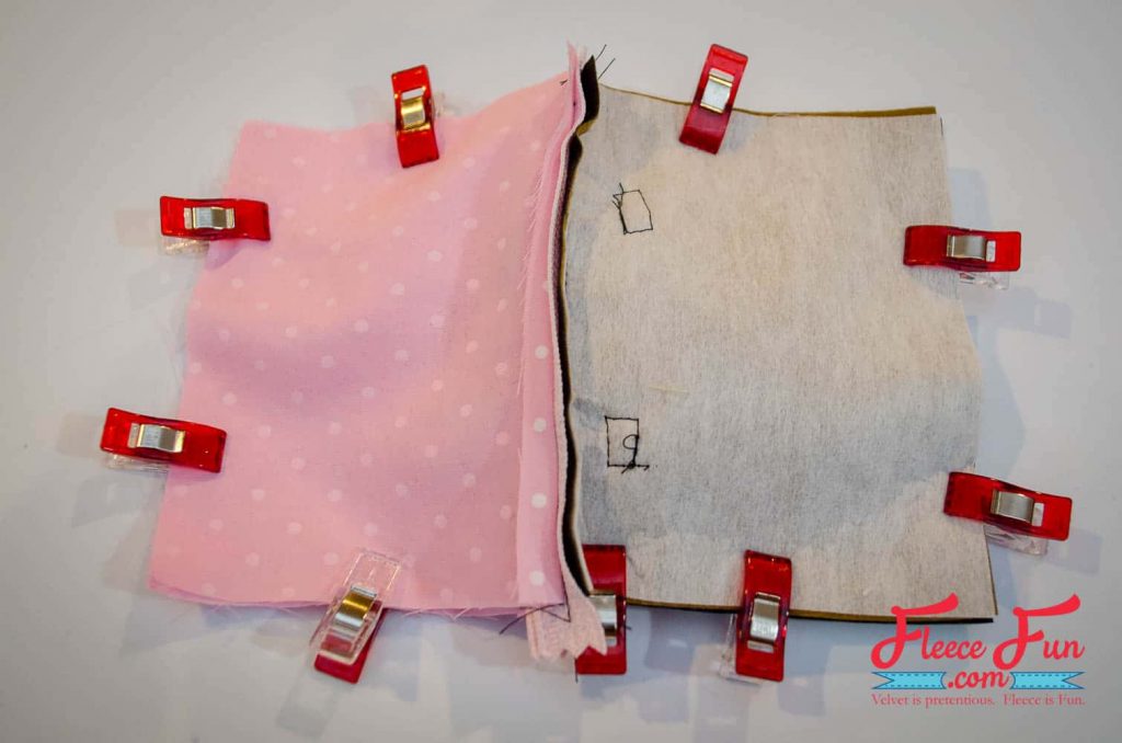 Arranging the purse and pinning