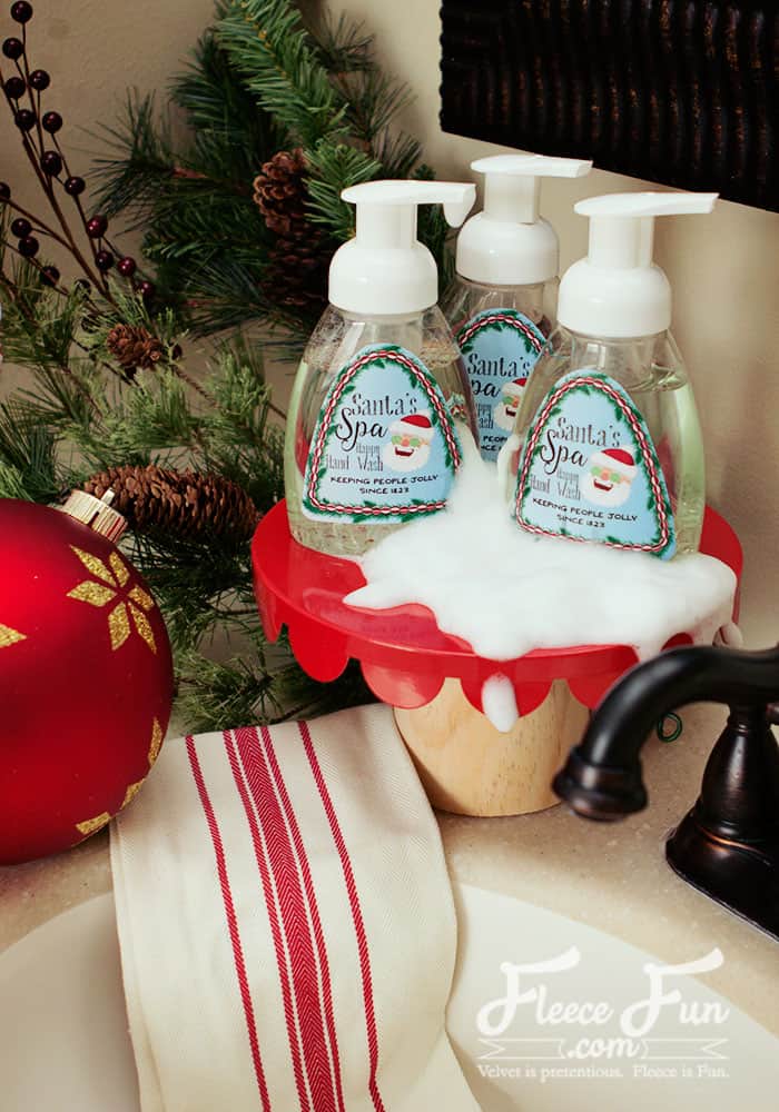 Adding custom labels to DIY holiday foaming soap, following fleecefun’s step-by-step tutorial.