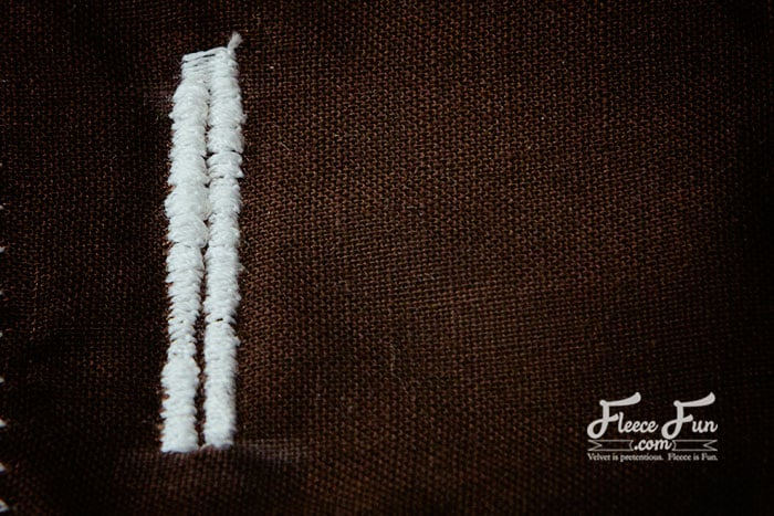 How to make a buttonhole for beginners. I love how she shows each step of how to make a buttonhole. Great sewing tip for my DIY ideas.