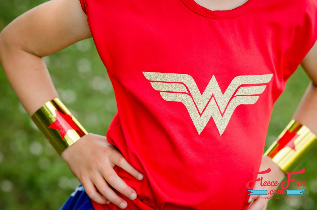 Step-by-step Wonder Woman costume DIY for kids with fleecefun free template