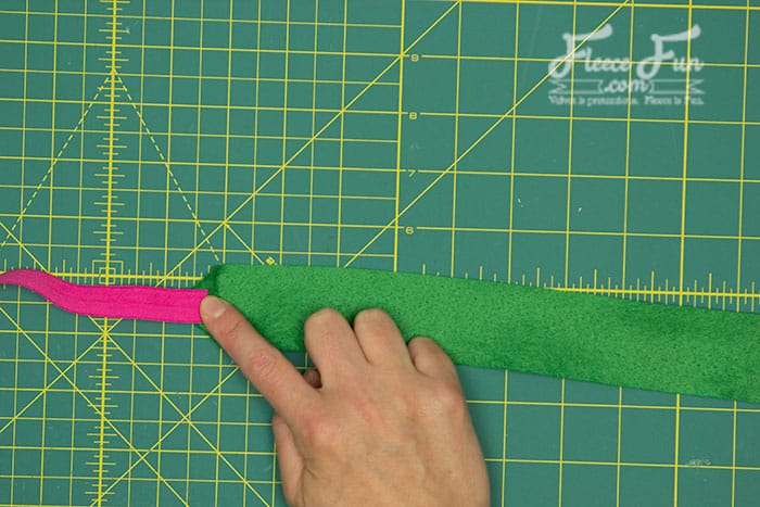 Making classic Princess Poppy headband Fleecefun free template