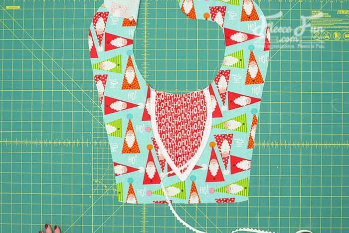 Creating a vintage apron bodice using fleecefun’s free pattern and guide.