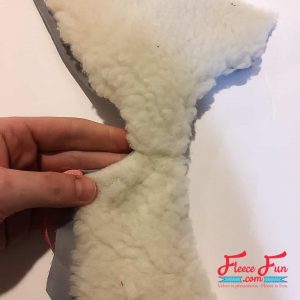 This Fur Vest for 18" Doll Free Pattern tutorial is perfect for your American Girl Doll. This sewing project is a perfect handmade gift ideas for girls.