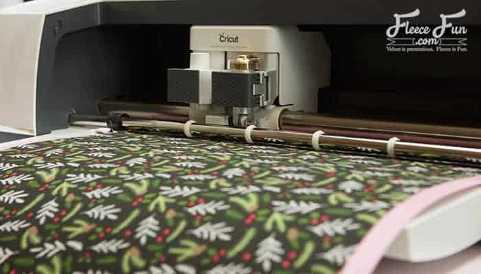 How to Get Started Cutting a Quilt shows you an easy way to get into the fun world of quilting. With this “quilt by numbers” approach a lot of the guess work and stress is taken out of the equation with this quick start guide to your first quilt. Perfect for beginners.