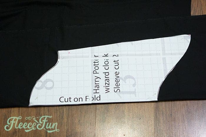 adjust the fold so it's NOT in the center of the fabric. DIY Harry Potter robe free sewing pattern and tutorial by fleecefun