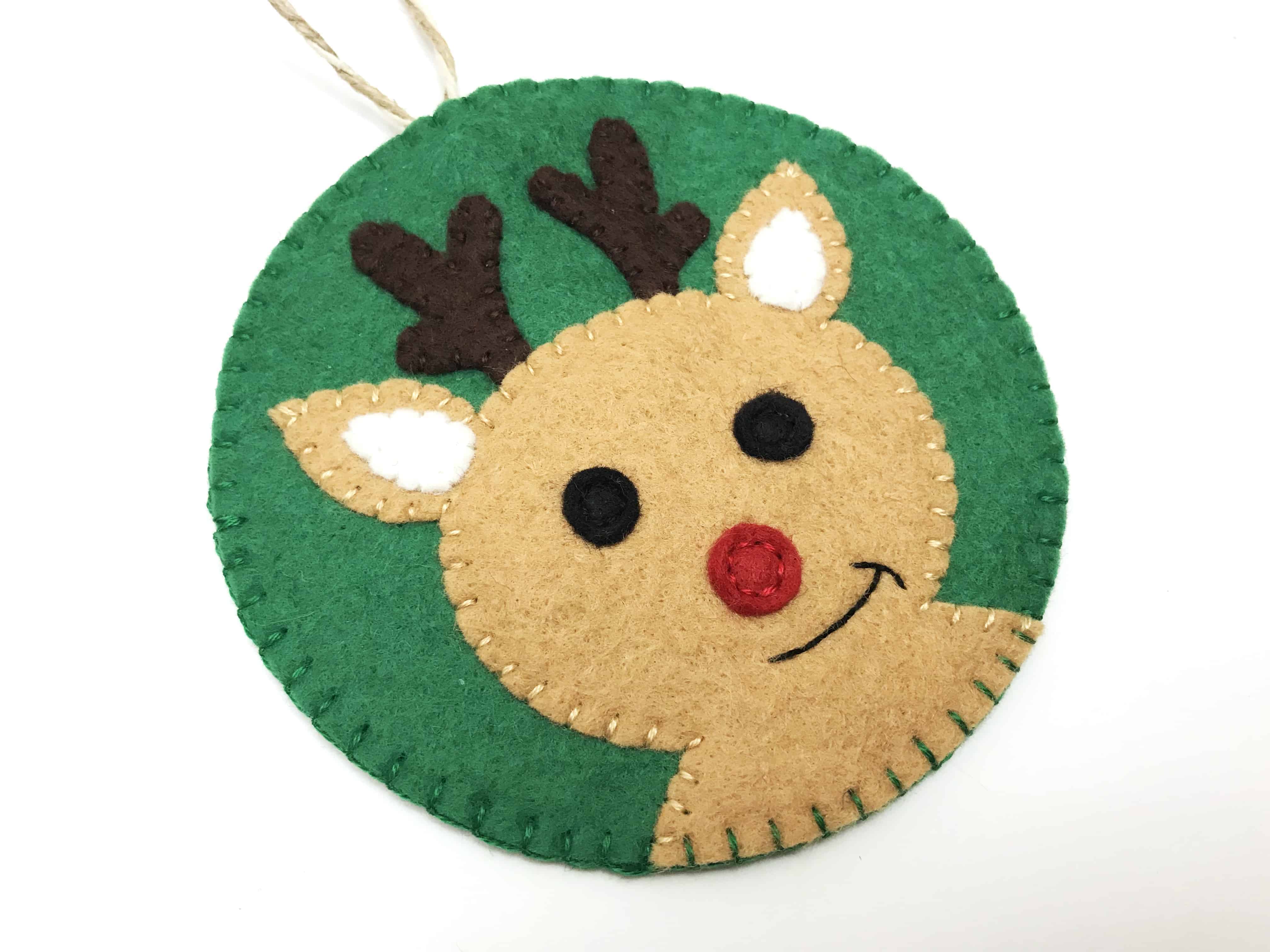 fleecefun reindeer ornament DIY add a hanging string final step