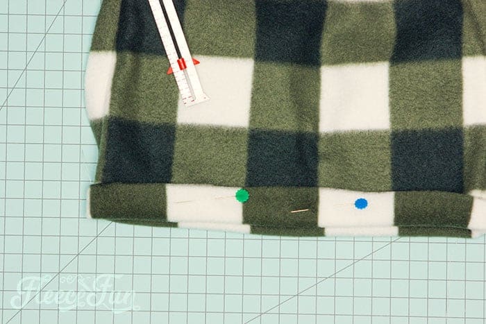 Fleecefun shows you how to sew a neat brim for your slouchy beanie with a free pattern.