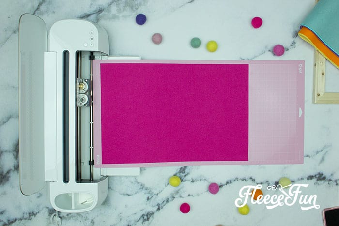 Cutting felt flowers using fleecefun free template and tutorial