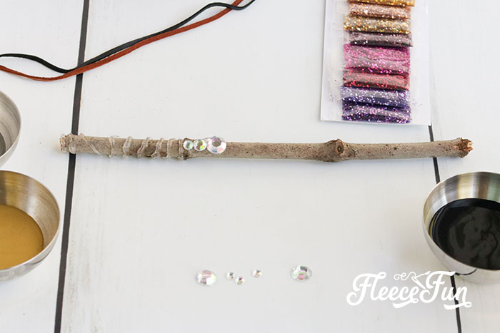 adding more texture. You can make a DIY Harry Potter Wand made from real wood! Make a wand worthy to grace the window display of Ollivander's. Easy step by step instructions.
