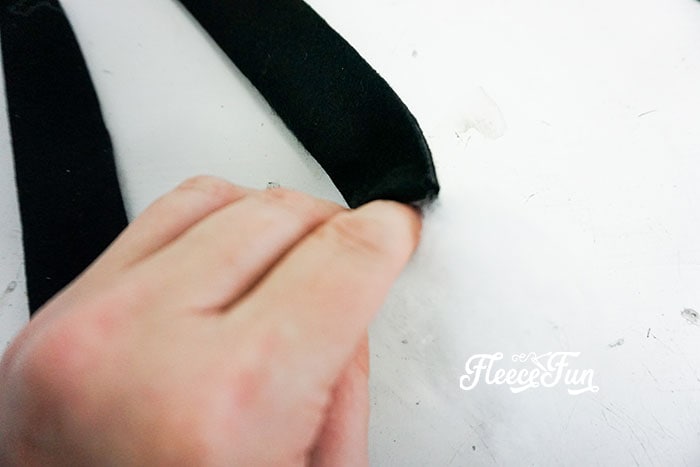 Folding the base.