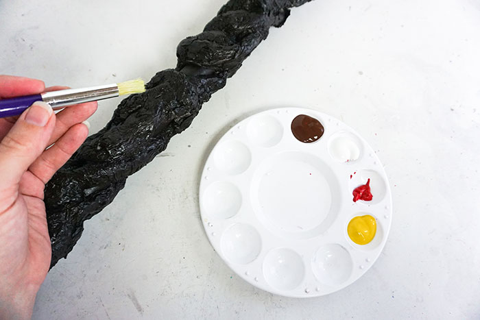 This Glowing Maleficent Staff DIY is perfect for the "Mistress of All Evil". With clear step by step instructions you'll love this addition to your costume.