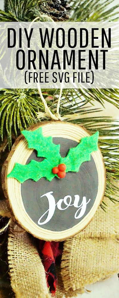 Homemade Christmas Ornament: This farmhouse style wooden Christmas ornament diy makes for the perfect addition to your holiday decor. Make it for your home or use it as a hostess or neighbor gift. This simple and sweet ornament comes together so easily you might just want to make several in one sitting. #treedecorations #holidaycrafts #handmadeornaments #joytotheworld #hollyleaves #christmasbaubles #christmascraft #christmasdiy #christmasornament #christmasornaments #christmasdecoration #christmasdecorations #handmadechristmasdecoration #xmasdecoration #xmascrafts
