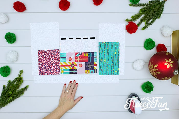 Step-by-step sewing of DIY holiday placemats with fleecefun instructions