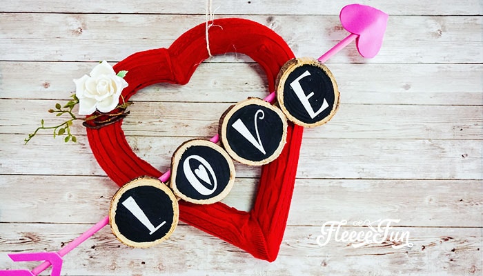 Valentine Wreath DIY – Sweater Look – Love!