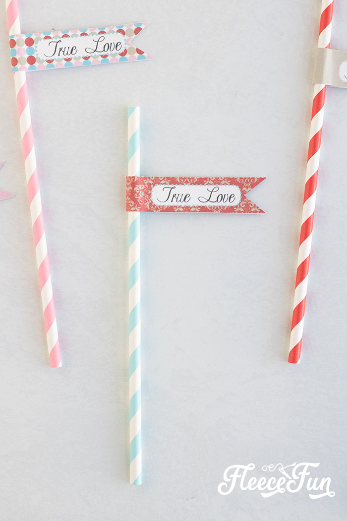 fold the printable around the straw