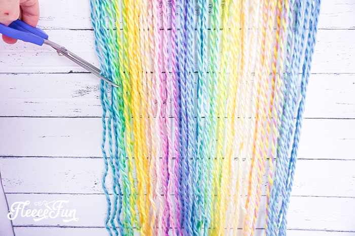 cutting the yarn in a diagonal line