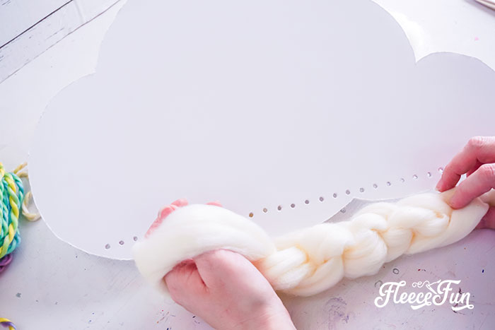 How to create a crochet top for fleecefun’s DIY cloud wall decor project