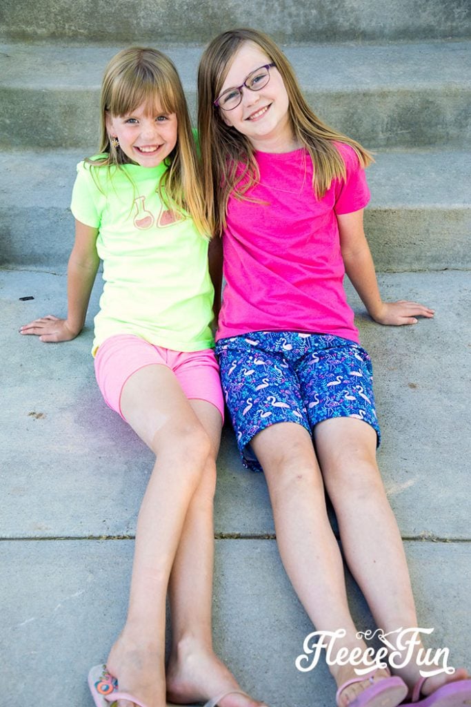 You can learn how to make shorts with this easy to follow step by step tutorial. Comes with a free PDF sewing pattern, with easy instructions.