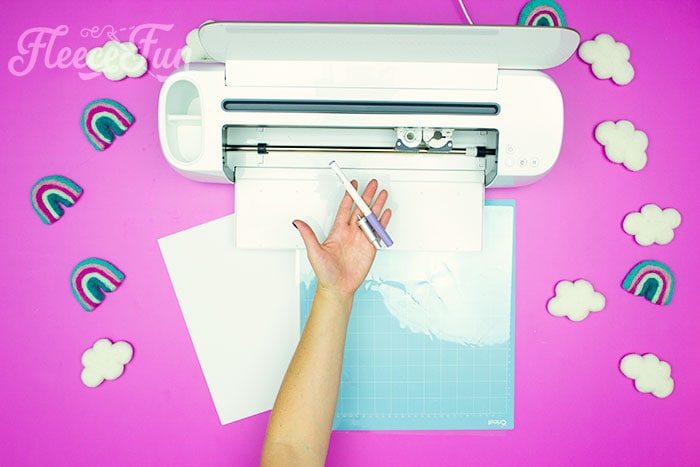 Creating sharp, clean cuts with the Fine Point Blade – fleecefun’s free template and tutorial