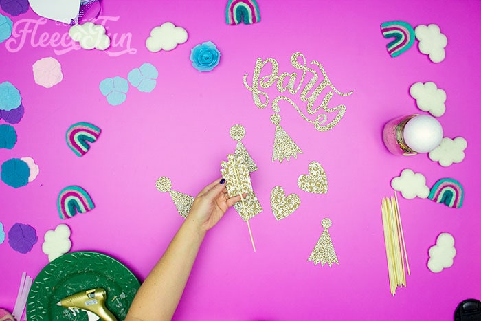 Fleecefun free template and tutorial on creating custom projects with the Cricut Maker