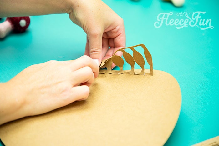 Step 4: Creating the center of the giant paper sunflower using FleeceFun's free template.