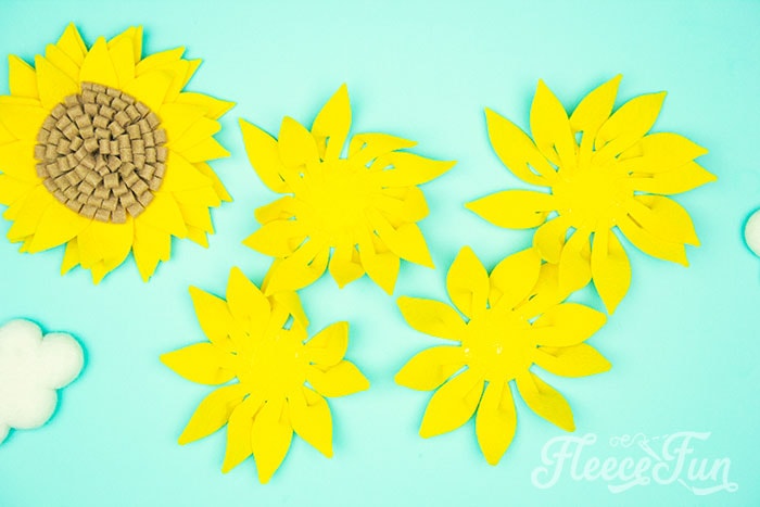Sunflower layers. Sunflower craft DIY with free template from fleecefun