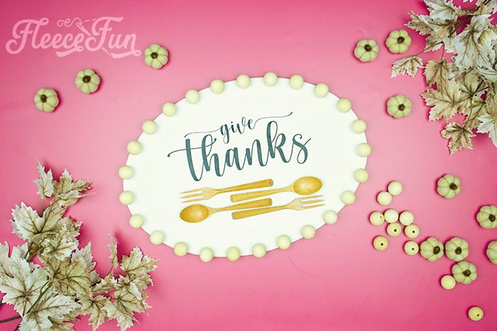 Fall Thanksgiving decor project with fleecefun's free template and step-by-step guide