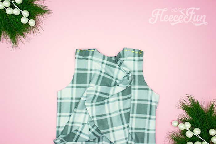 DIY women's fleece vest project with sewing or no-sew options from fleecefun.