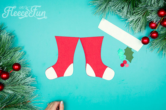 No-sew felt stocking body created using fleecefun free tutorial
