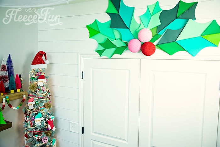 Painting the berries and assembling holly leaves with fleecefun's free template.