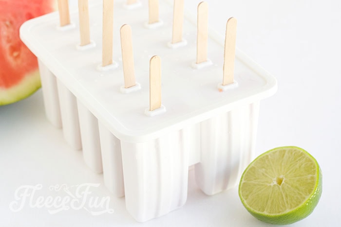 molds ready to go. This easy watermelon popsicle recipe is the perfect summer treat. Made with a few simple ingredients: it's fun blend of sweet and tart to tickle the taste buds.