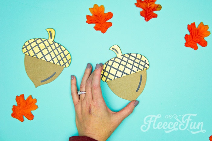FleeceFun DIY acorn craft - painting the template