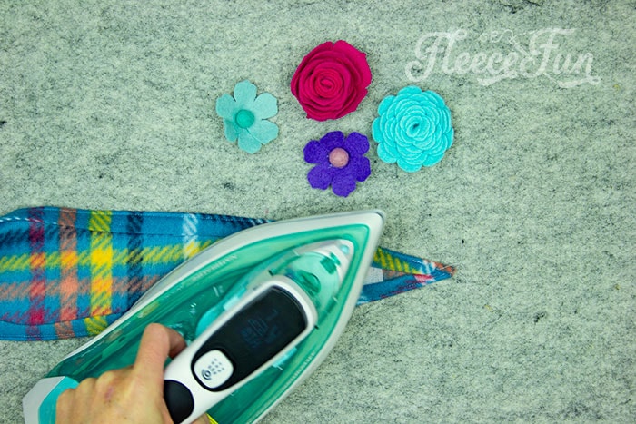 Fleecefun tutorial showing how to sew a fleece headband ear warmer with a free pattern.