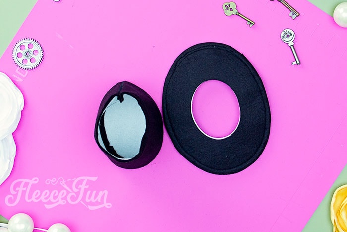 Step-by-step visual of completing the mini top hat assembly using fleecefun's free template