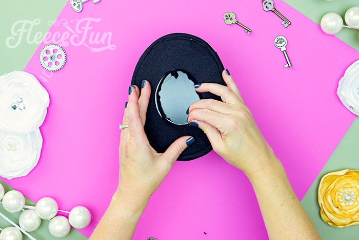 gluing brim to the wall/ top